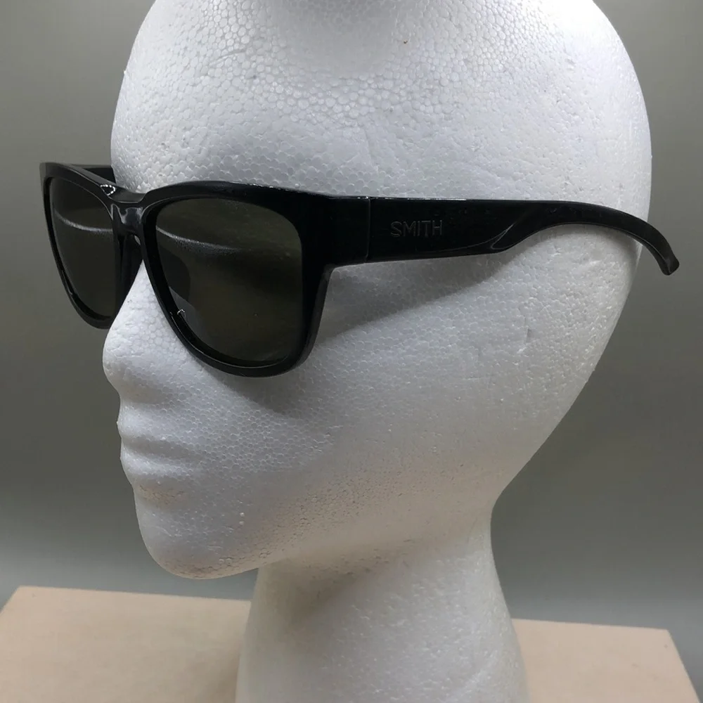smith ember 807 black sunglasses chromapop lens polarized rectangular - unisex